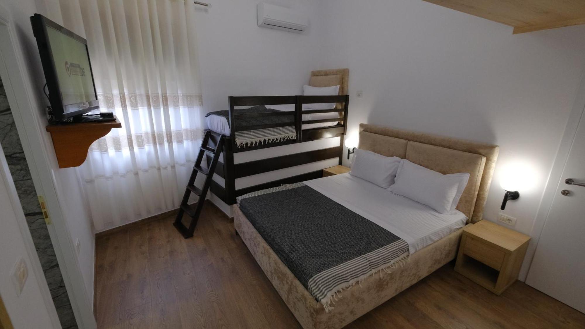Salillari Guest House Berat Exterior photo