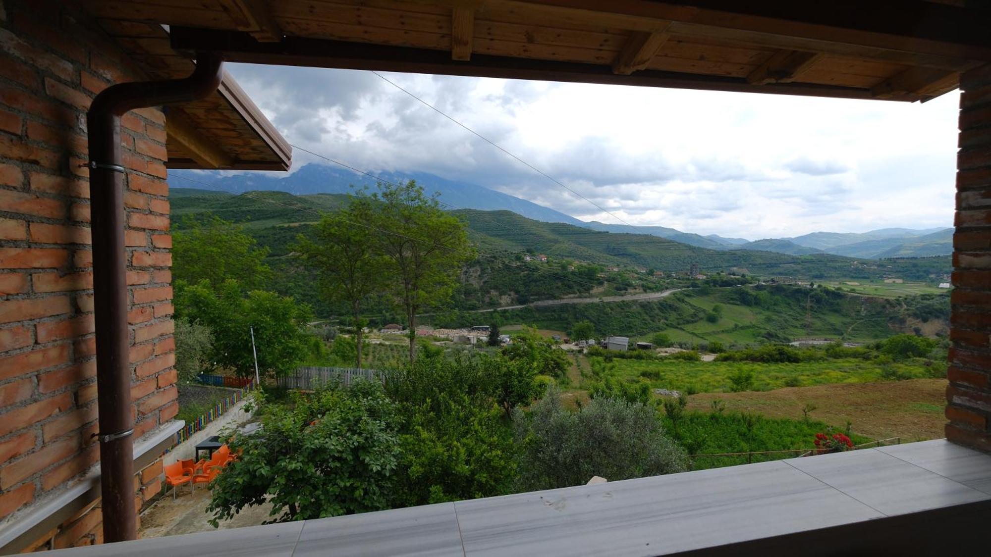 Salillari Guest House Berat Exterior photo