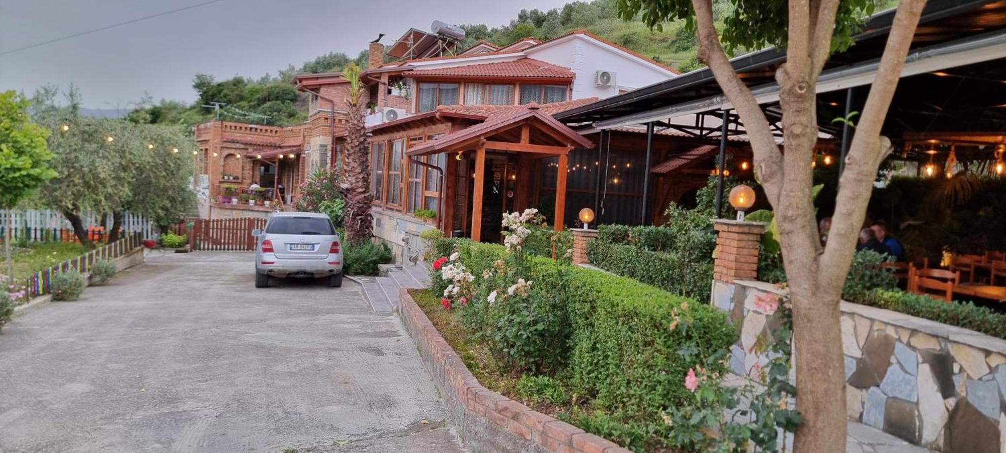 Salillari Guest House Berat Exterior photo
