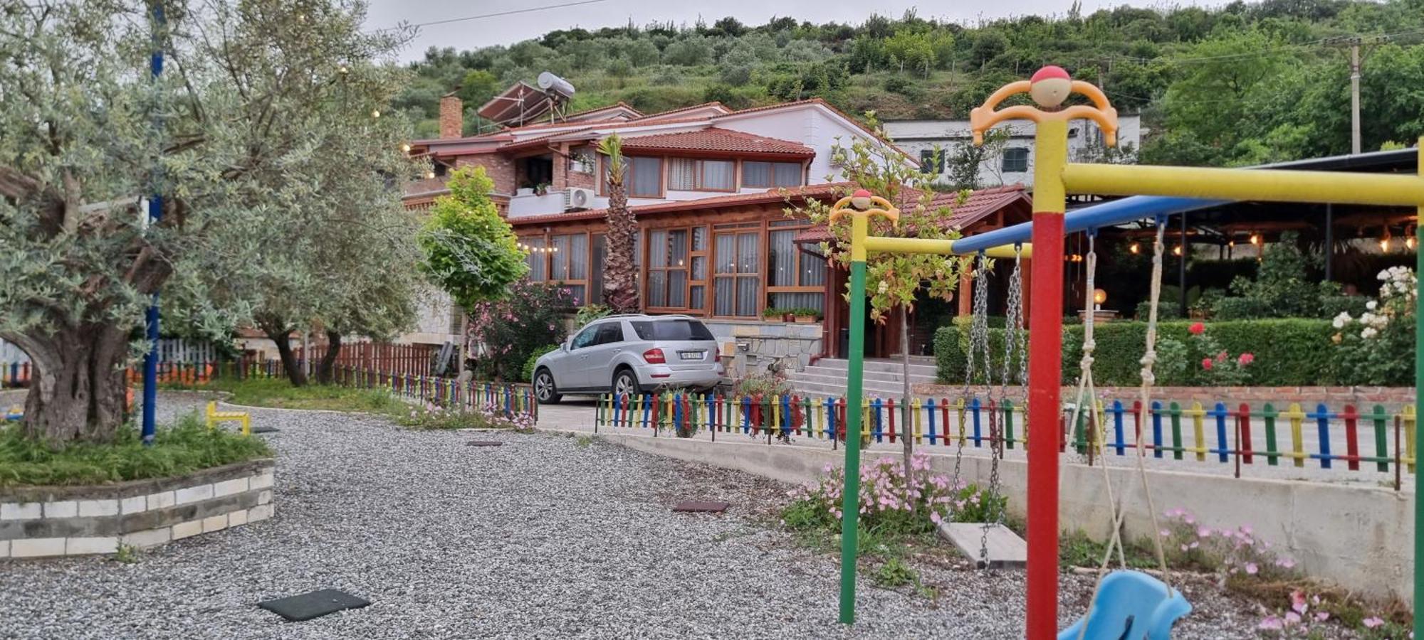 Salillari Guest House Berat Exterior photo
